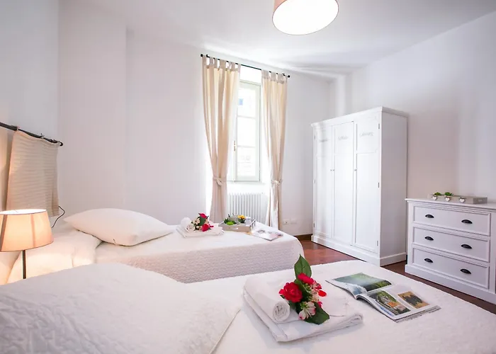 公寓 Casa Al Prato Apt. B 瓦伦纳