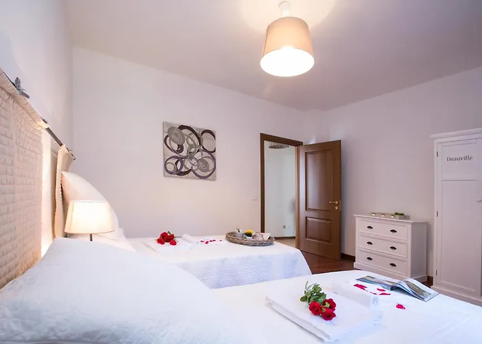 Casa Al Prato Apt. B * 바레나