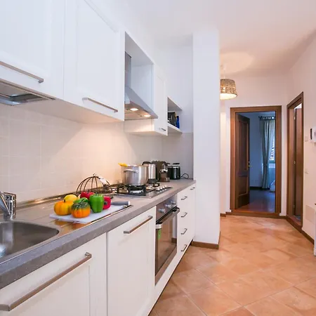 Casa Al Prato Apt. B Apartamento Varenna